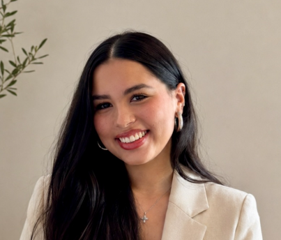 Headshot of Rebecca Pérez